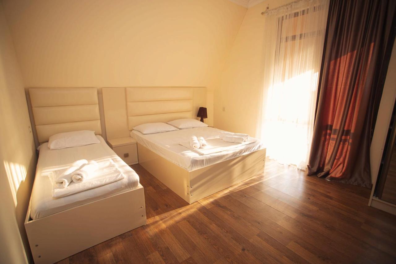 Hotel Irise Kobuleti Bagian luar foto