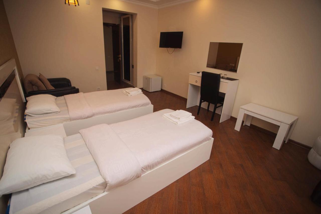 Hotel Irise Kobuleti Bagian luar foto